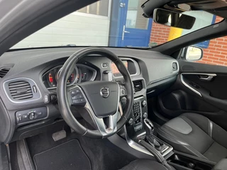 Volvo V40 Volvo V40 1.5 T2 122PK Automaat Momentum LED/NAVI/ACHTERUITRIJCAMERA - afbeelding nr 3