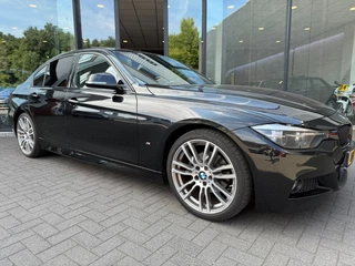 BMW 3 Serie BMW 3 Serie 330e M-Sport,Schuifdak,Leer,LED,Lane Ass.,NaviPro,Clima,Dealer OH - afbeelding nr 21