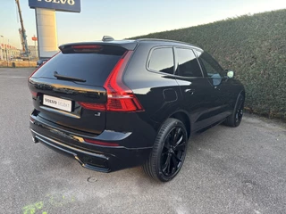 Volvo XC60 Volvo XC60 2.0 T8 Plug-in hybrid AWD Ultra Black Edition | Panoramisch schuif-/kanteldak | Head-up Display | Zeer compleet! - afbeelding nr 3