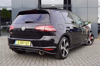 Volkswagen Golf Volkswagen Golf GTI 2.0 TSI 230pk PERFORMANCE Panodak/Dynaudio/Camera/Trekhaak afnb - afbeelding nr 9