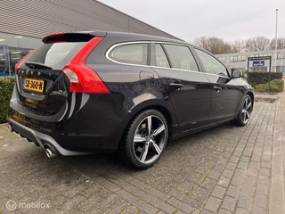 Volvo V60 Volvo V60 2.0 D4 R-Design - afbeelding nr 3