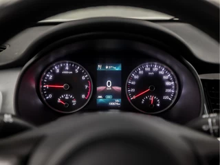 Kia Stonic (APPLE CARPLAY, GROOT NAVI, CLIMATE, ADAPTIVE CRUISE, SPORTSTOELEN, KEYLESS, CAMERA, GETINT GLAS, LM VELGEN, NIEUWSTAAT) - afbeelding nr 20
