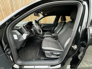 Audi A1 Sportback Audi A1 Sportback 30 TFSI S Line Automaat | Apple CarPlay | LED verlichting | Parkeersensoren achter | Rode remklauwen | Airconditioning | Cruise control | Lane assist | Half leer/stof - afbeelding nr 8