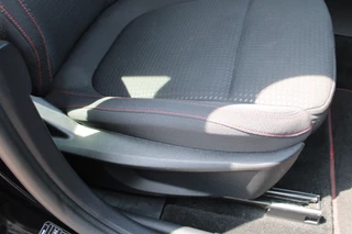 Ford Focus Ford Focus Wagon 1.5 EcoBoost ST Line Business | Trekhaak | Camera | Winterpack - afbeelding nr 43
