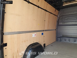Mercedes-Benz Sprinter Mercedes Sprinter 317 CDI Automaat L2H2 170PK Airco Camera MBUX Euro6 L2 12m3 Airco - afbeelding nr 8