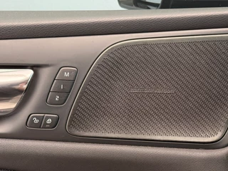 Volvo S60 Volvo S60 2.0 T5 250PK R design Harman Kardon|BLIS|Memory| - afbeelding nr 22