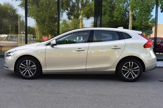 Volvo V40 Volvo V40 T2 122pk Aut. Inscription | Camera | PanoDak | Leder - afbeelding nr 5