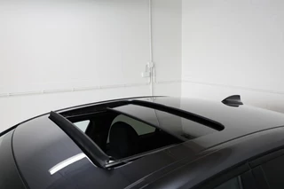 BMW 3 Serie BMW 3 Serie 318i M-Sport Automaat NAP/Schuifdak/19inch/Cam/Sfeerverl - afbeelding nr 8