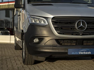 Mercedes-Benz Sprinter Mercedes-Benz Sprinter 316 2.2 CDI L2H2 7G-tronic | Distronic | LED | Gr.lichtass. | Standkachel | Lane Assist | Leer | Stoelverwarming | 17