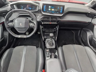 Peugeot 2008 Peugeot 2008 1.2 PureTech GT | Panodak | Apple carplay - afbeelding nr 2