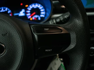 Kia Picanto Kia Picanto 1.0 CVVT ComfortPlusLine BLACK EDITION (APPLECARPLAY,NAVI,LED,CAMERA,SPORTSTOELEN,LM VELGEN,ELECTRISCH PAKKET,PDC) - afbeelding nr 11