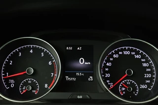 Volkswagen Golf Volkswagen Golf 1.4 TSI Highline | Stoelverwarming | Camera | Full LED | Adaptive cruise | Carplay | Climate control | Parkeerhulp | Bluetooth - afbeelding nr 40