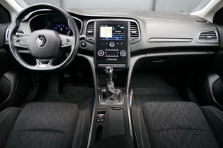 Renault Mégane Estate Renault Megane Estate 1.3 TCe Limited, NL, trekhaak, CarPlay - afbeelding nr 4