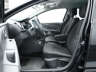 Renault Clio Renault Clio Estate 0.9 TCe Limited | Navigatie | Cruise control | Airco - afbeelding nr 16