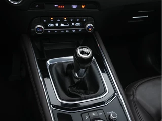 Mazda CX-5 Mazda CX-5 2.0 SkyActiv-G 165 Signature *PANO | LUXURY-LEATHER | BOSE-SOUNDSYSTEM | FULL-LED | ADAPTIVE-CRUISE | MEMORY-PACK |  HEAD-UP | KEYLESS | TOP-VIEW | BLINDSPOT | HEATED/COOLED-COMFORTSEATS | NAVI-FULLMAP | LANE-ASSIST |  . - afbeelding nr 13