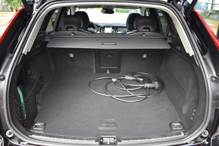 Volvo XC60 Volvo XC60 T8 455Pk AWD Ultra Dark | Luchtvering | Trekhaak | 21'' | 360 ca - afbeelding nr 41