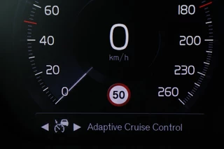 Volvo XC40 Volvo XC40 1.5 T5 Recharge Business Pro | Panoramadak | Adaptive cruise | Carplay | Navigatie | Standkachel | Keyless | PDC | Getint glas | PHEV - afbeelding nr 15