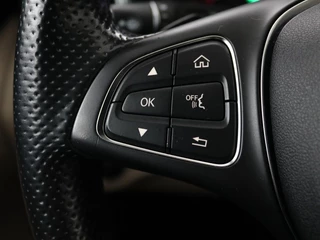 Mercedes-Benz C-Klasse Mercedes-Benz C-klasse 180 AMG | Panoramadak | Leder | Camera |  Navigatie | Climate control | Full LED | Cruise control | Park Assist | Bluetooth - afbeelding nr 15
