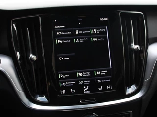 Volvo V60 Volvo V60 2.0 B3 Automaat Momentum | Navigatie | Wegklapbare Trekhaak | Climate Control | Blis | Parkeer sensoren | Cruise Control | Lichtmetalen Velgen - afbeelding nr 33