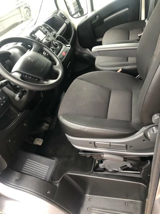 Peugeot Boxer Prachtige Boxer 330 2.2 BlueHDi 140 L2H1 Premium Euro 6 - afbeelding nr 4