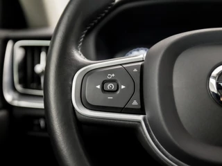 Volvo V60 164Pk Automaat (APPLE CARPLAY, GROOT NAVI, CAMERA, ADAPTIVE CRUISE, SPORTSTOELEN, TREKHAAK, PARKEERSENSOREN, DAB+, NIEUWE APK, NIEUWSTAAT) - afbeelding nr 18