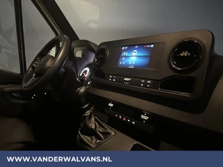 Mercedes-Benz Sprinter Mercedes-Benz Sprinter 315 CDI 150pk L3H2 Euro6 Airco | Navigatie | Camera | Apple Carplay Android Auto, cruisecontrol, Chauffeursstoel, Parkeersensoren, Stoelverwarming, Bijrijdersbank - afbeelding nr 17