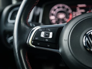 Volkswagen Golf Volkswagen Golf 2.0 TSI GTI Performance Pano Alcantara VOL!! - afbeelding nr 45
