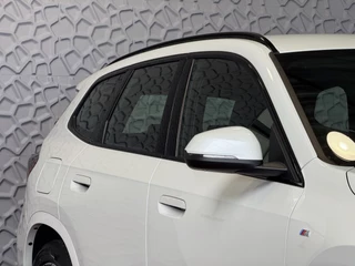 BMW X1 BMW X1 XDRIVE 25E M-SPORT LED ELEK.KLEP NAVI STOELVERW M-SHADOW LINE CARPLAY/ANDROID ZWARTE.HEMEL 10/2024 PHEV PLUG IN HYBRID AWD 4X4 4WD - afbeelding nr 81