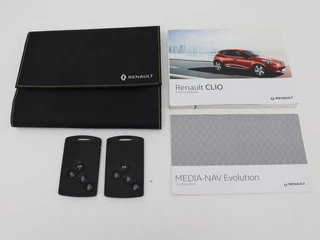 Renault Clio Renault Clio 0.9 TCe Limited | Trekhaak | Navigatie |  Bluetooth | Cruise control | Parkeerhulp | LED | Airco | DAB - afbeelding nr 12