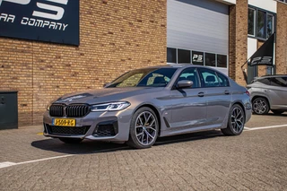 BMW 5 Serie BMW 5-serie 520i M-Sport,schuifdak,H&K,BTW,NAP,Sportseats - afbeelding nr 2