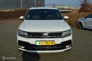 Volkswagen Tiguan Volkswagen Tiguan 2.0 TDI 4Motion Automaat Highline |R-Line | Pano-dak - afbeelding nr 30