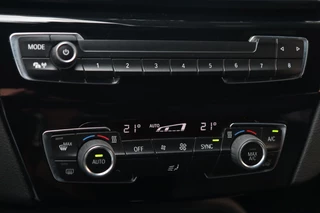 BMW X2 BMW X2 SDrive18i / LED / CRUISE / LEDER / PDC V+A / NAVI - afbeelding nr 18