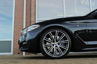 BMW 5 Serie ➡️ BMW 5-serie Touring 540i G31 xDrive High Executive | M-sport | 2e eigenaar | 340 pk | Dakraam | Camera | 20 inch | LED | Head up | Stoelverkoeling | - afbeelding nr 43