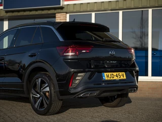 Volkswagen T-Roc Volkswagen T-Roc 1.5TSi 150pk R-Line | LED Matrix | DAB | App Connect | 18