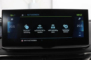 Peugeot 3008 Peugeot 3008 1.6 HYbrid 225 Allure | Stoelverwarming |  Carplay | Adaptive cruise | Full LED | Keyless | Camera | Navigatie | Dodehoek detectie | Half leder - afbeelding nr 21