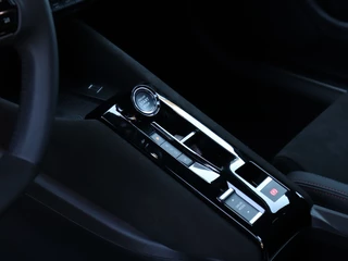 Alfa Romeo Junior Alfa Romeo Junior 1.2 Turbo 136 PK Ibrida Speciale | Techno | Corsa Sport - afbeelding nr 15