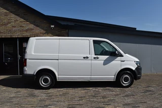Volkswagen Transporter Volkswagen Transporter 2.0 TDI L1H1 HIGHL. Apple Carplay, Cruise, Schuifdeur - afbeelding nr 4