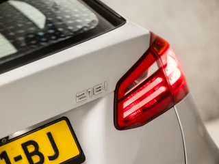 BMW 2 Serie BMW 2 Serie Active Tourer 218i High Executive Sportline (PANORAMADAK, DEALER ONDERHOUDEN, NAVIGATIE, CAMERA, STOELVERWARMING, SPORTSTOELEN, CRUISE, TREKHAAK, PARKEERSENSOREN, NIEUWE APK, NIEUWSTAAT) - afbeelding nr 29