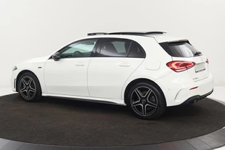 Mercedes-Benz A-Klasse Mercedes-Benz A-klasse 250e AMG Night | Panoramadak | Adaptive cruise |  Carplay | Stoelverwarming | Camera | Leder/Alcantara | Full LED | Sfeerverlichting | Navigatie - afbeelding nr 2
