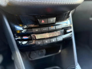 Peugeot 208 Peugeot 208 1.2 PureTech Active|Automaat| - afbeelding nr 43