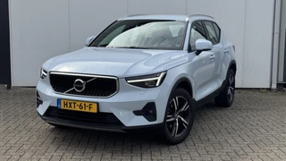 Volvo XC40 B3 | Pixel LED | Verw.stuurwiel/stoelen | Elek.verstel.voorstoelen
