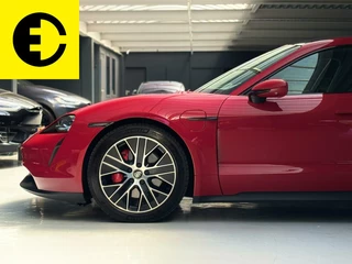 Porsche Taycan Porsche Taycan 4S 79 kWh | Sport chrono | Pano dak | Luchtvering - afbeelding nr 16