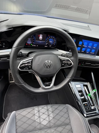 Volkswagen Golf Volkswagen GOLF 1.5 eTSI R-Line |Pano|Dynaudio|Camera|Dodehoek|Sfeerverlichting - afbeelding nr 51