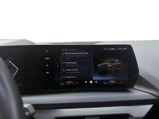 BMW 1 Serie BMW 1-serie 120 | M-Sport Pro | Aero Pakket | Harman/Kardon | Head-Up Display | Pano| Trekhaak | Shadow Line | Cruise Control - afbeelding nr 48