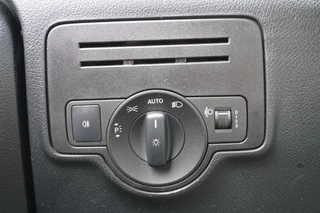 Mercedes-Benz Vito - Airco - Navi - Cruise - € 14.900,- Excl. - afbeelding nr 19