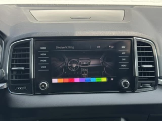 Škoda Karoq Skoda KAROQ 1.0 TSI Style Camera Clima Cruise Trekhaak Inductie laden Navigatie Keyless - afbeelding nr 28