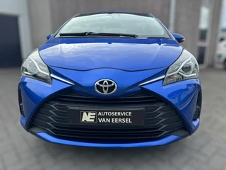Toyota Yaris Toyota Yaris 1.5 VVT-i Aspiration DEALER ONDERHOUDEN / NL AUTO / CAMERA / NAVIGATIE / BLUETOOTH / VOLLE TANK - afbeelding nr 4
