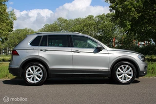Volkswagen Tiguan Volkswagen Tiguan 1.5 TSI ACT Highline VIRTUAL DASHBOARD PANODAK - afbeelding nr 31