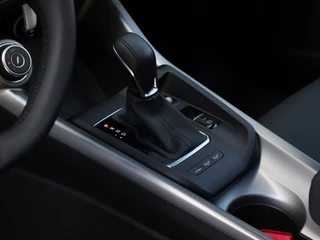 Alfa Romeo Tonale Alfa Romeo Tonale 1.3T PHEV 280 PK Veloce | Pano | Leder | LED | Winter | 20