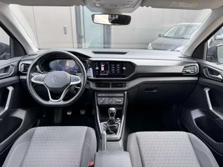 Volkswagen T-Cross Volkswagen T-Cross 1.0 TSI Go Camera | Carplay | Nette auto! - afbeelding nr 4